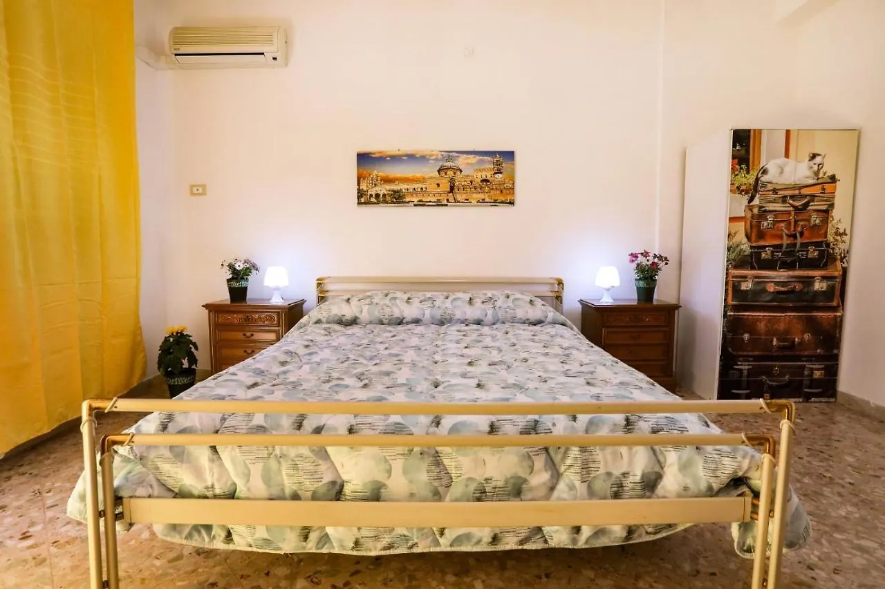 A Casa Di Fra' Bed & Breakfast Palermo